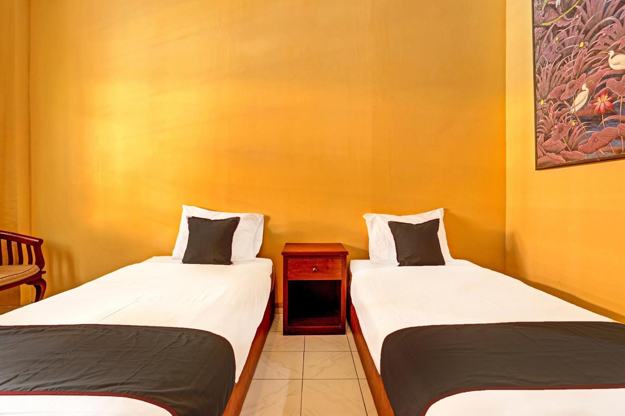 Collection O 91081 New Arena Hotel Kuta Lombok Exterior foto