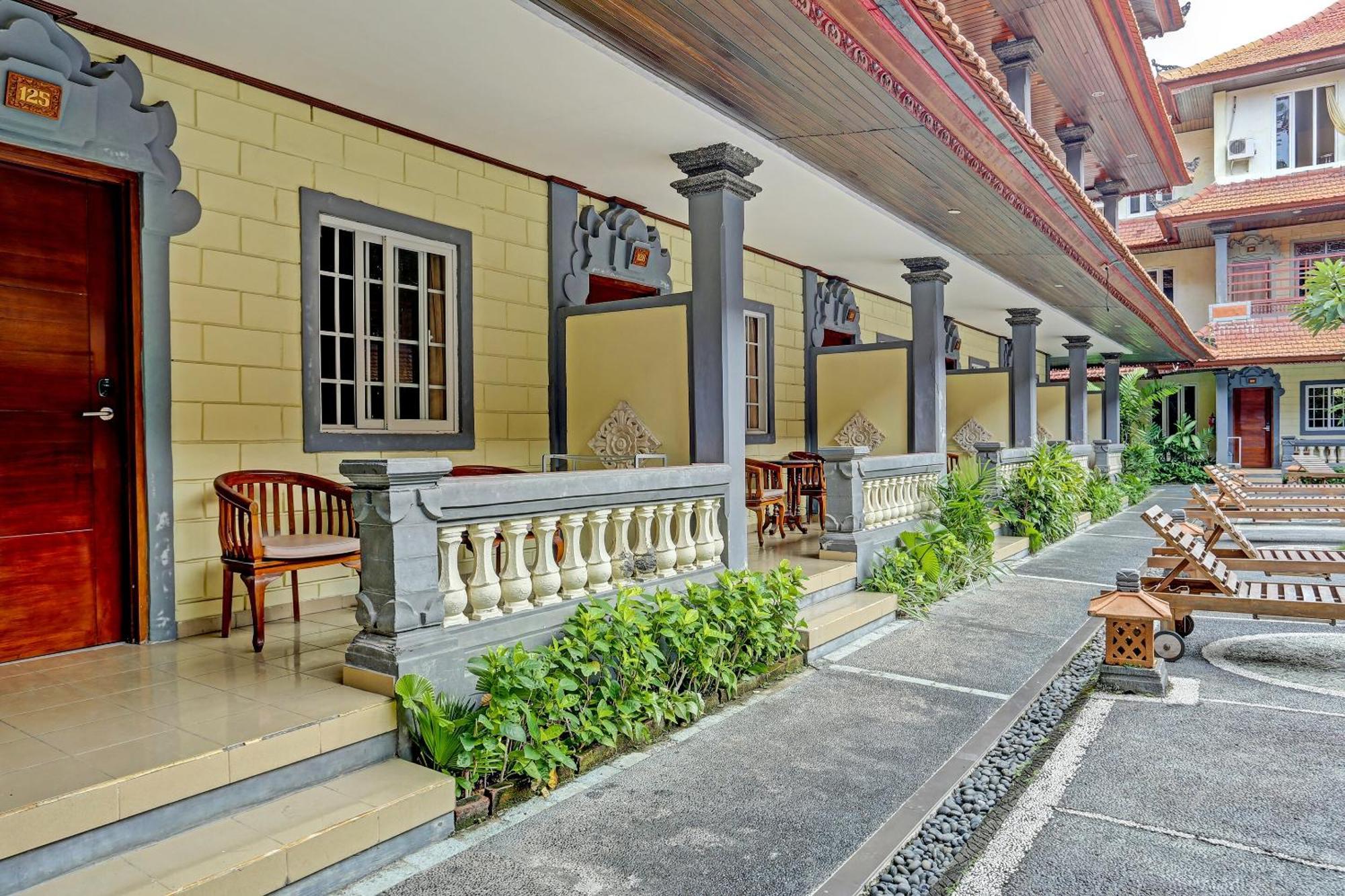 Collection O 91081 New Arena Hotel Kuta Lombok Exterior foto